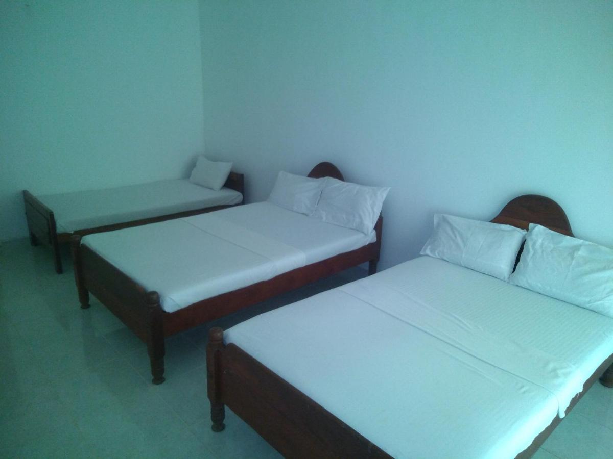 Sinharaja Hostel 114 Денияйя Экстерьер фото